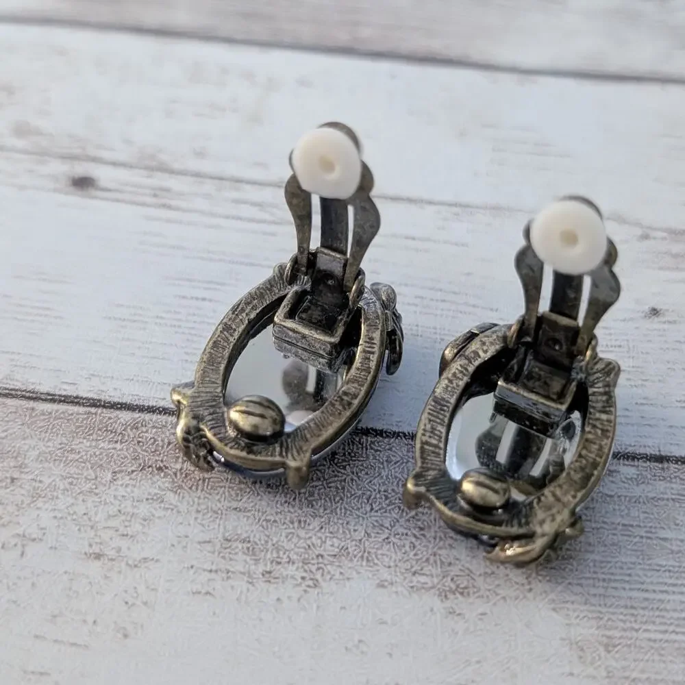 Vintage Clip On Earrings Large Blue Gem with Leaf Detail